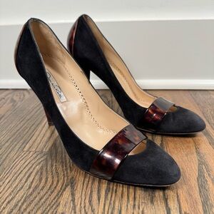 Oscar De La Renta black suede and tortoise shell patent leather pumps 39/9
